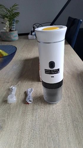 Cafeteira Elétrica Portátil 3 em 1 Quick Coffee